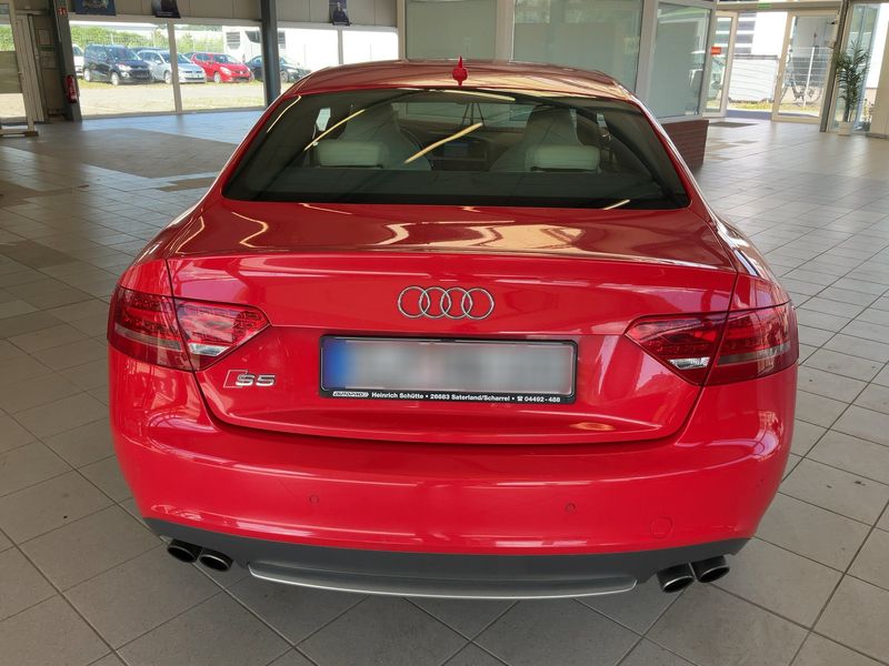 Audi S5 4.2 V8 FSI quattro — zdjęcie 5