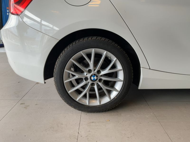BMW 1er 118i Sport Line 2019 – снимка 9