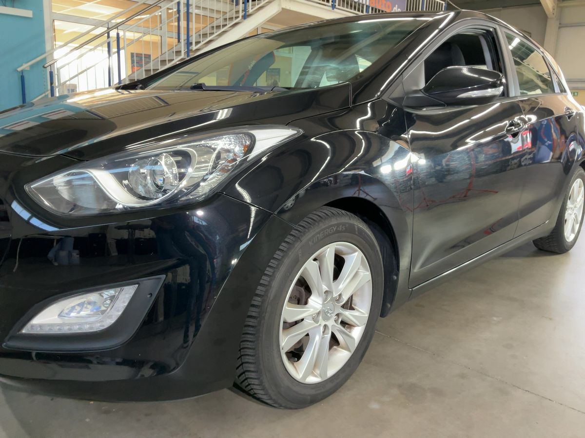Hyundai i30 1.6 GDI FIFA World Cup Edition