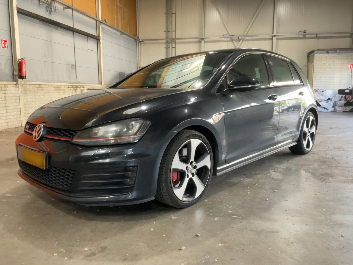 Volkswagen Golf 2015