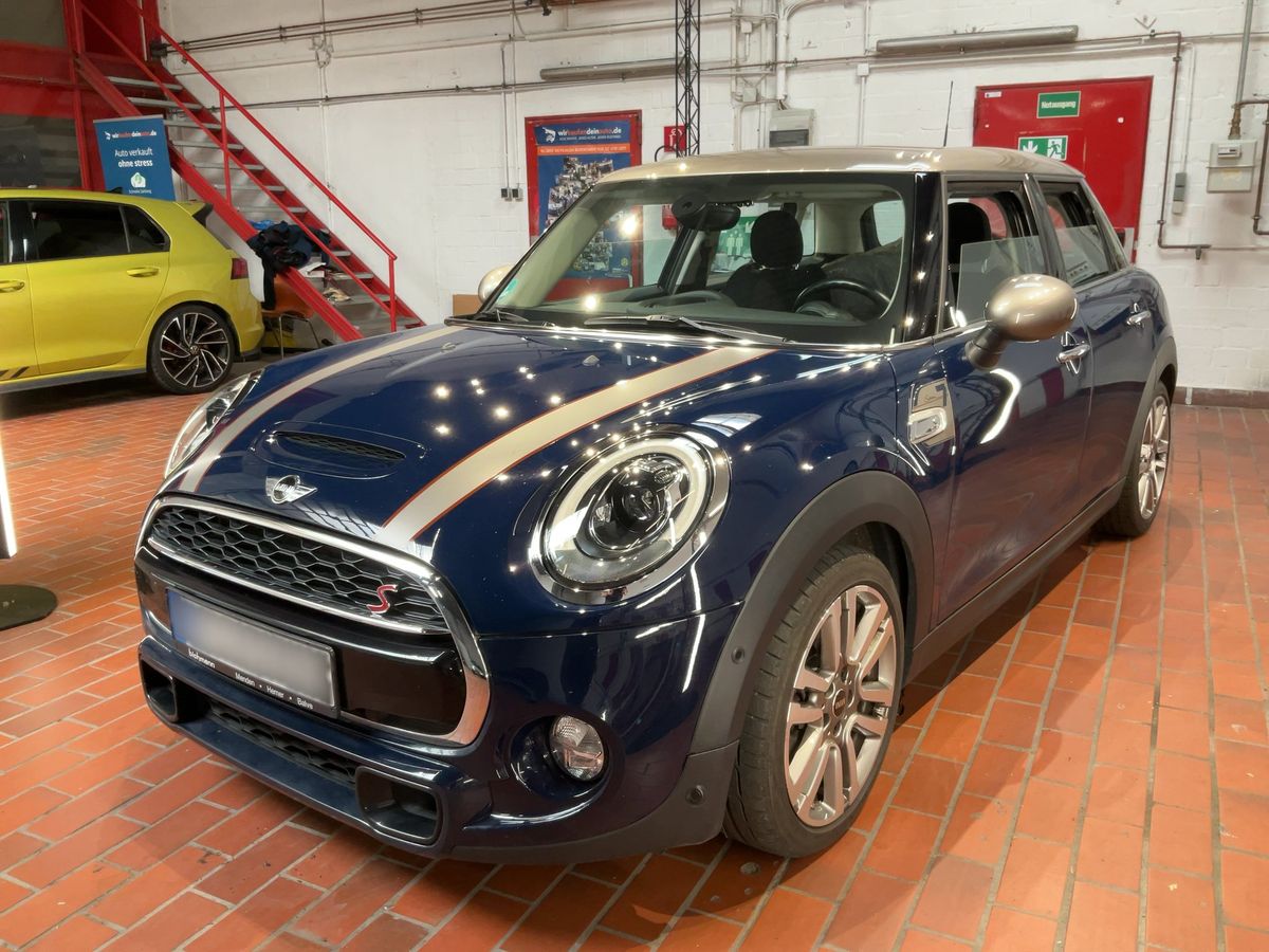 MINI Cooper 2018 — photo 1