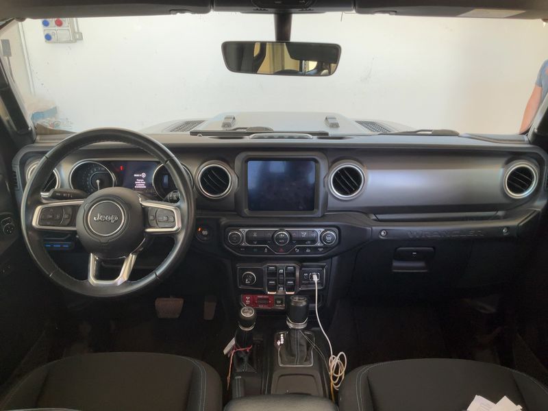 Jeep Wrangler Unlimited 2.0 4xe Plug-in Hybrid Rubicon — zdjęcie 12