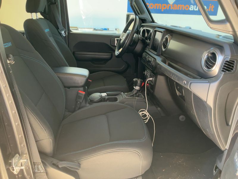 Jeep Wrangler Unlimited 2.0 4xe Plug-in Hybrid Rubicon — zdjęcie 11