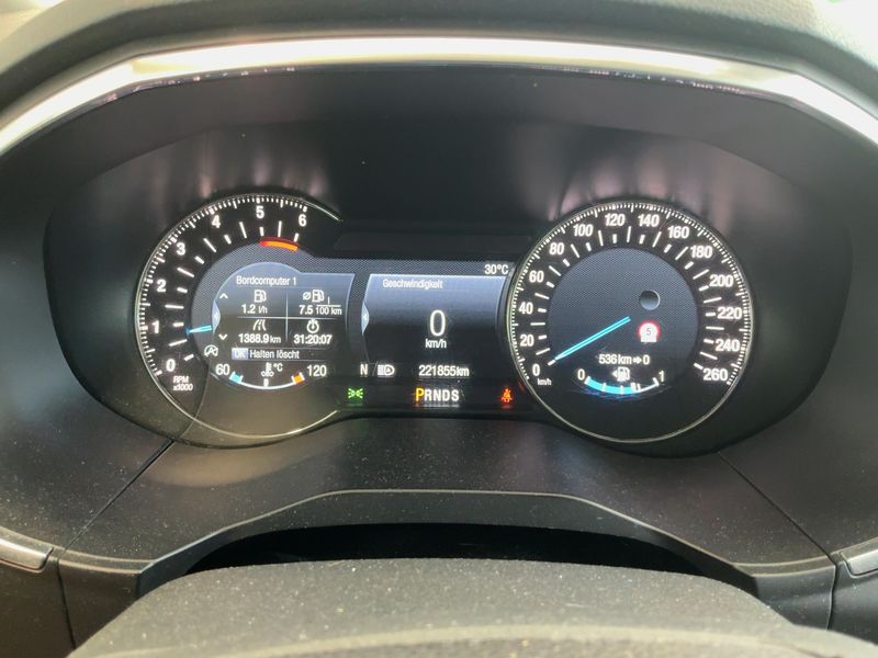 Ford Galaxy 2.0 TDCi Titanium 2018 – снимка 18