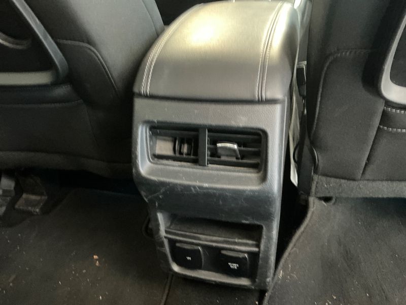 Ford Galaxy 2.0 TDCi Titanium 2018 – снимка 33
