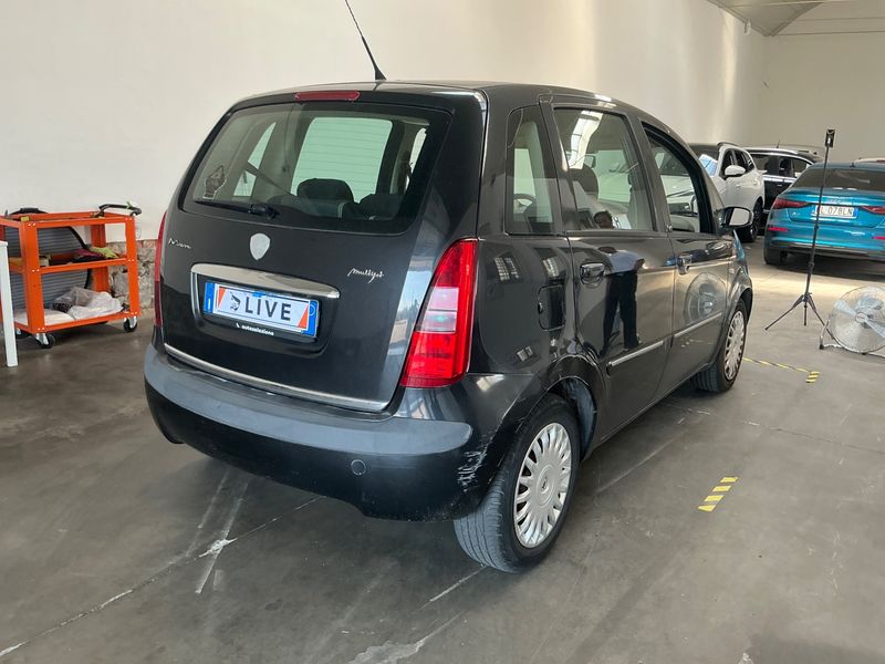 Lancia Musa 1.3 JTD Multijet Oro — zdjęcie 2