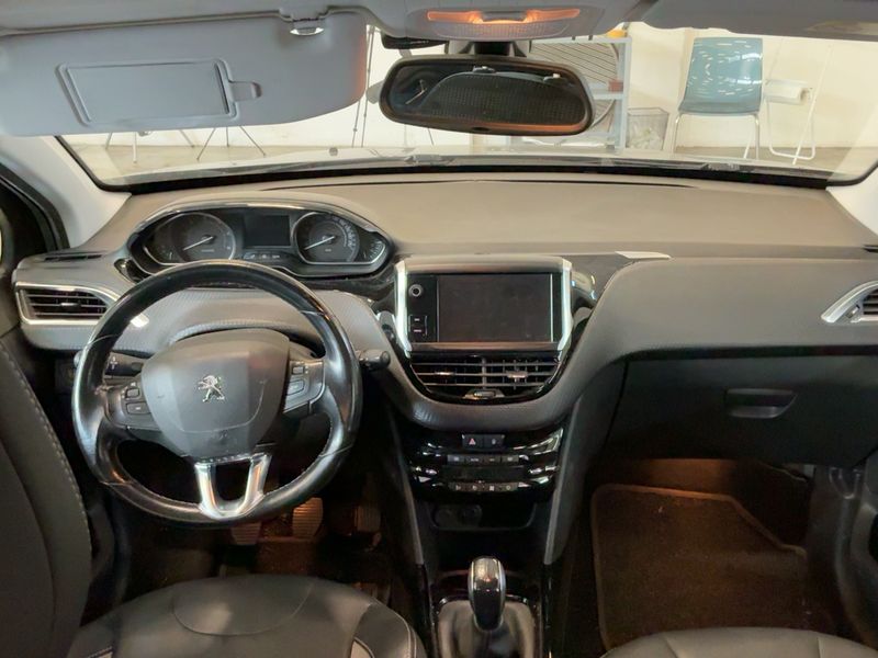 Peugeot 2008 1.6 Blue-HDi Allure — zdjęcie 12