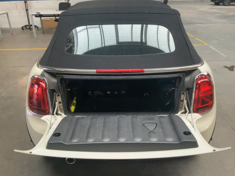 MINI Cabrio Cooper — zdjęcie 10