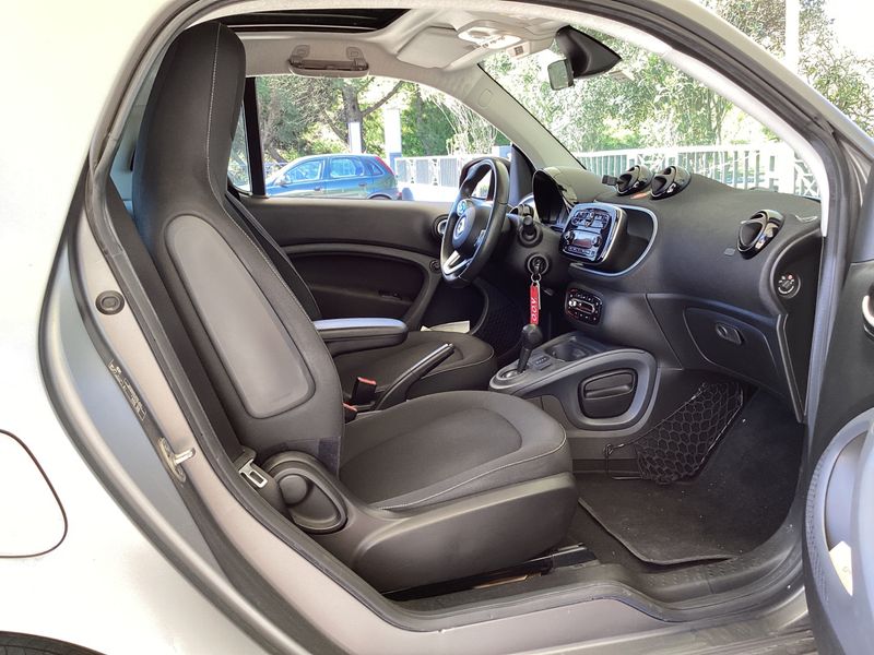 Smart fortwo 0.9 Turbo Basis passion — zdjęcie 14
