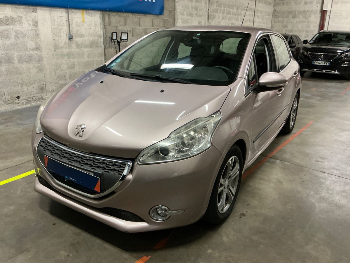 Peugeot 208 1.2 VTi Allure