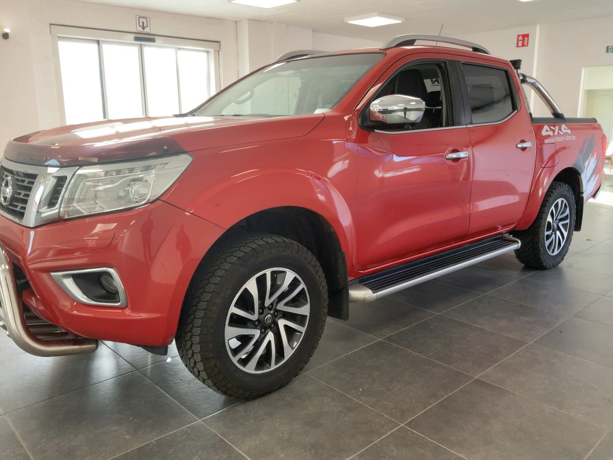 Nissan Navara NP-300 2.3 dCi Premium Edition Double Cab 4x4
