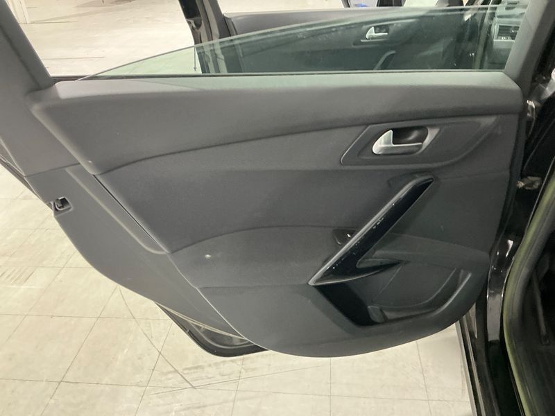Peugeot 508 1.6 HDi Active 2012 – снимка 31