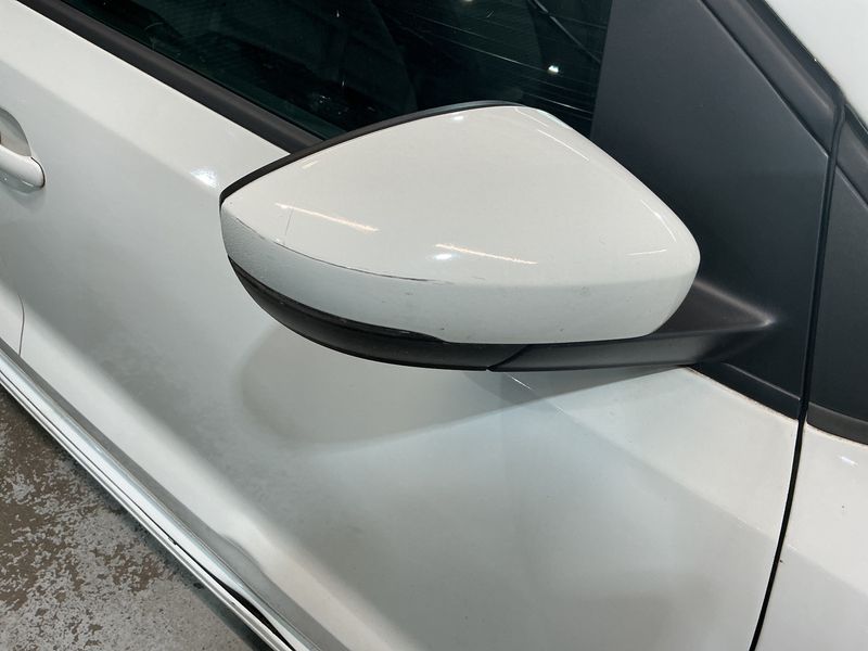 Volkswagen Polo 1.4 TDI Trendline BlueMotion Tech 2015 – снимка 23