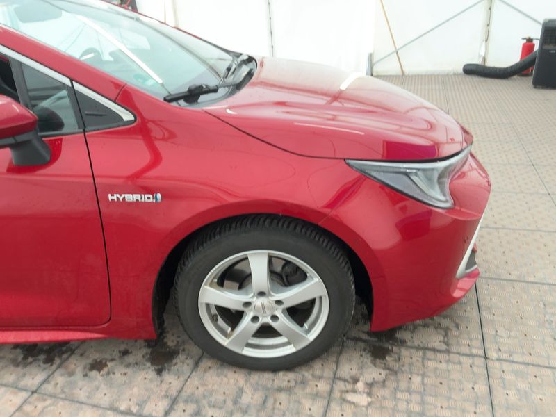 Toyota Corolla 2.0 Hybrid Lounge — zdjęcie 8