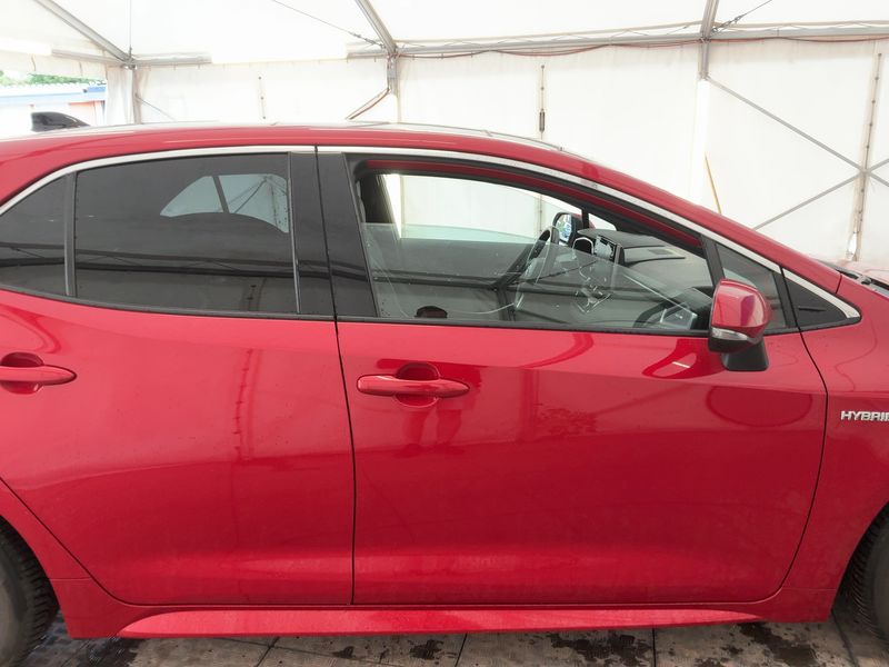 Toyota Corolla 2.0 Hybrid Lounge — zdjęcie 7