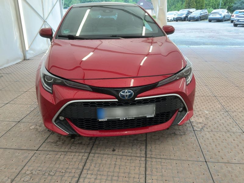 Toyota Corolla 2.0 Hybrid Lounge — zdjęcie 9