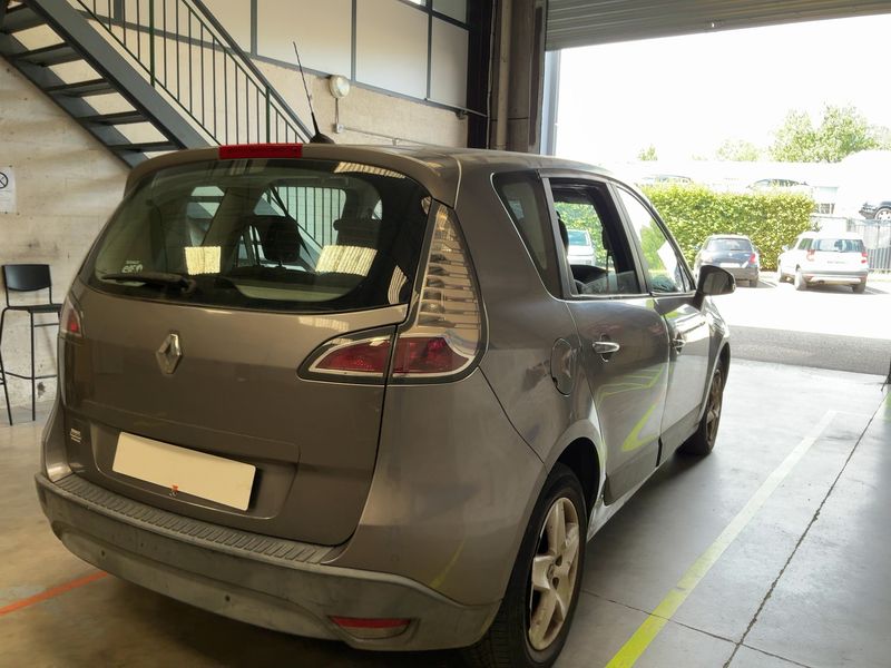 Renault Scenic 1.5 dCi Business 2012 – снимка 8