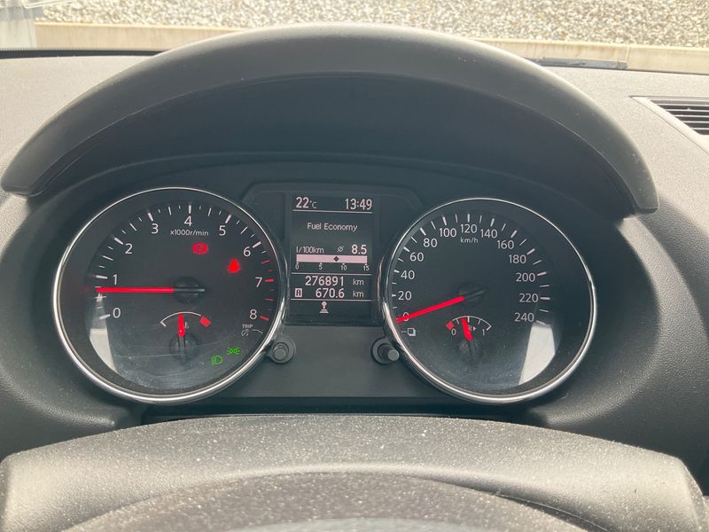 Nissan Qashqai+2 2.0 Acenta — zdjęcie 4