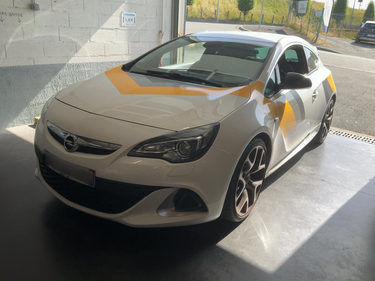 Opel Astra 2014