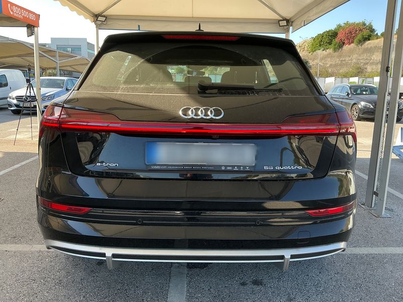 Audi e-tron 55 quattro S line — zdjęcie 5