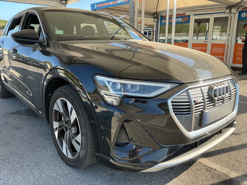 Audi e-tron 55 quattro S line — zdjęcie 8