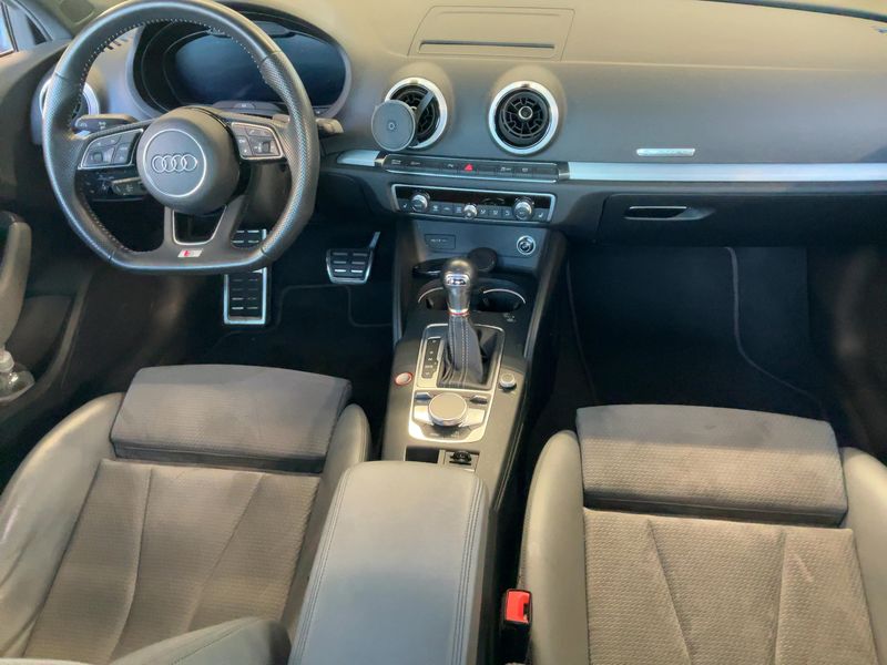 Audi S3 2.0 TFSI quattro — zdjęcie 12