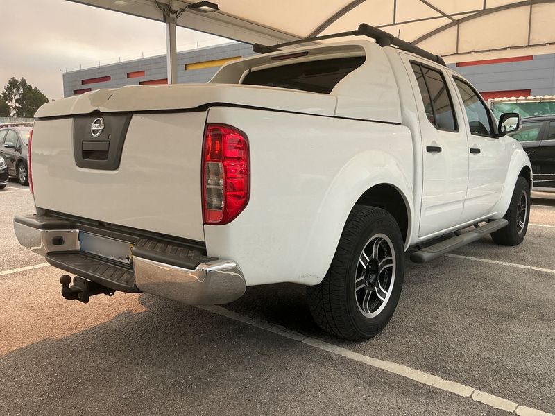 Nissan Navara Pick-up 2.5 dCi Double Cab SE 4x4 — zdjęcie 6
