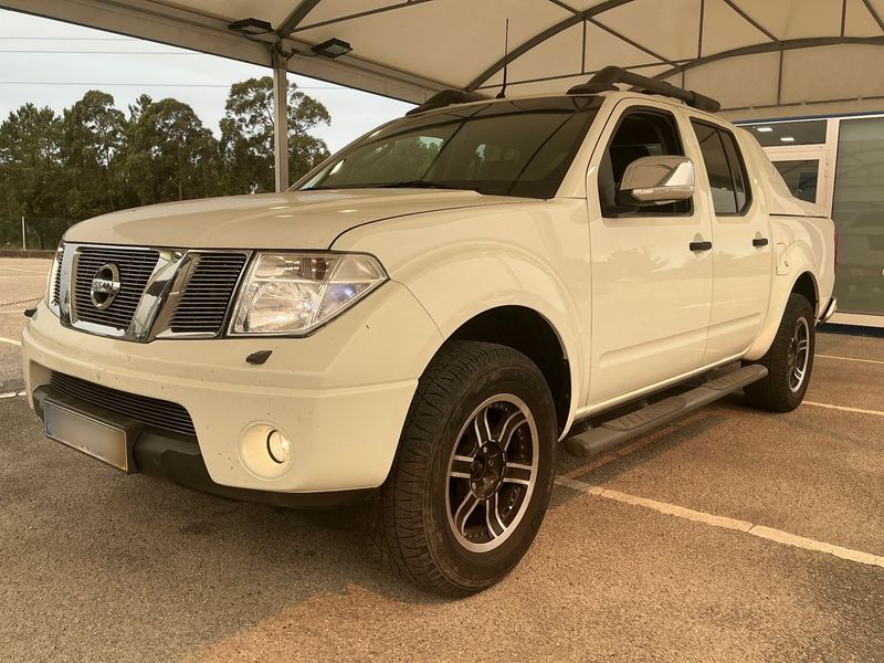 Nissan Navara Pick-up 2.5 dCi Double Cab SE 4x4