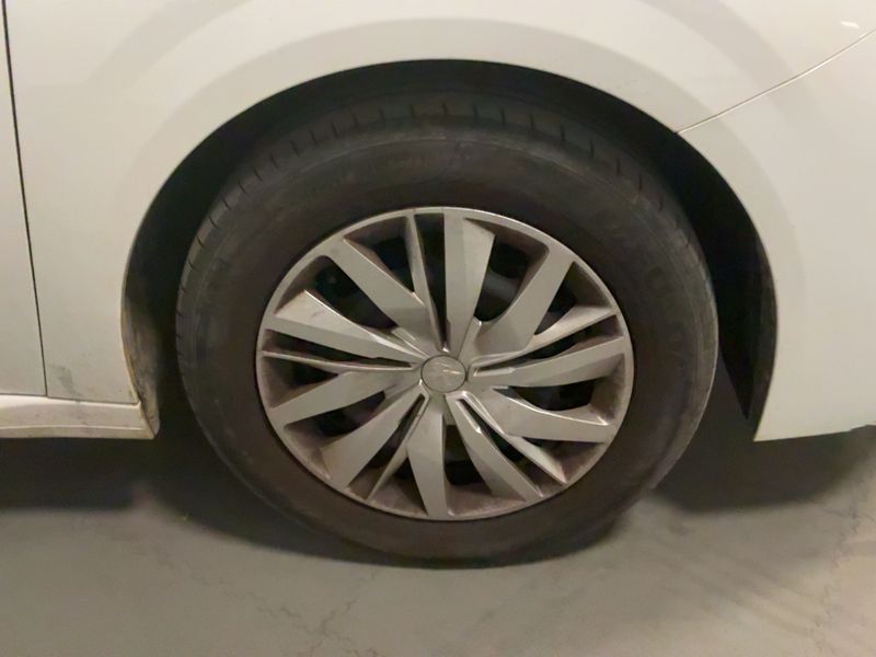Peugeot 208 1.5 Blue-HDi Premium 2022 – снимка 11