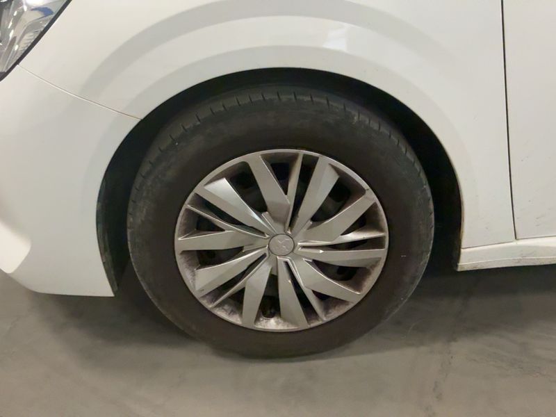 Peugeot 208 1.5 Blue-HDi Premium 2022 – снимка 3