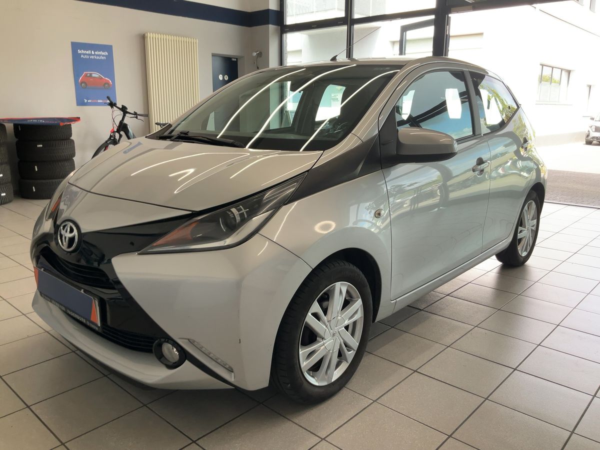 Toyota Aygo 1.0 X-Play Touch