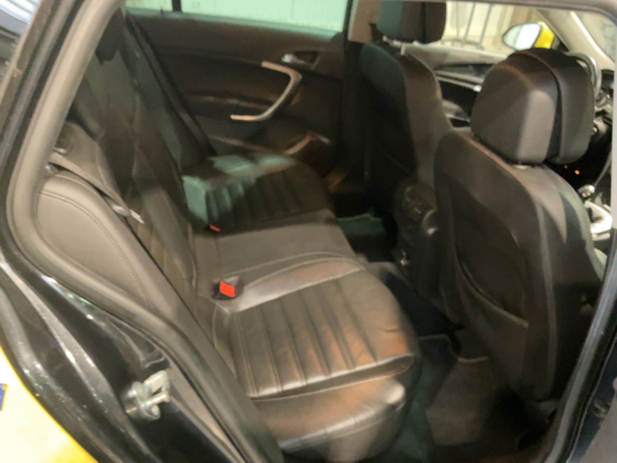 Opel Insignia 2015 — photo 20