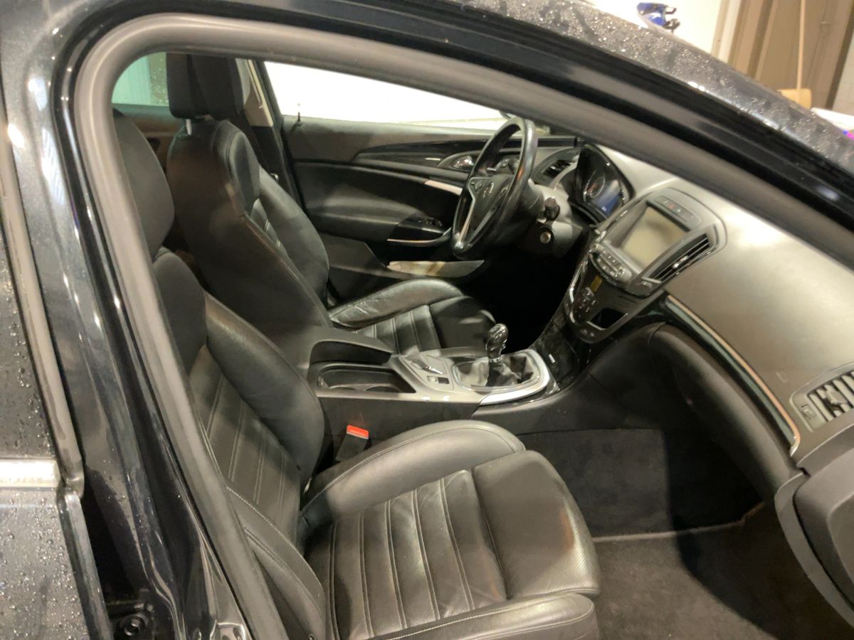 Opel Insignia 2015 — photo 17