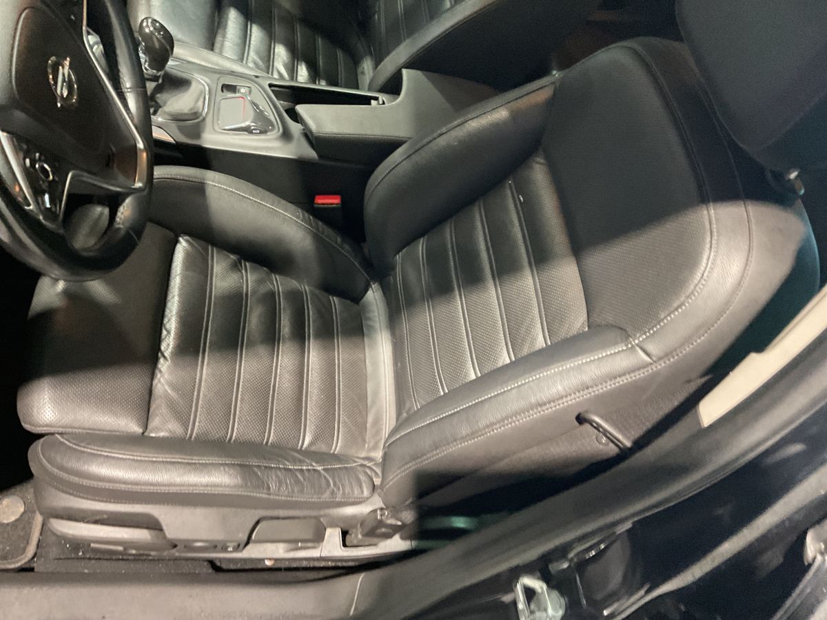 Opel Insignia 2015 — photo 34