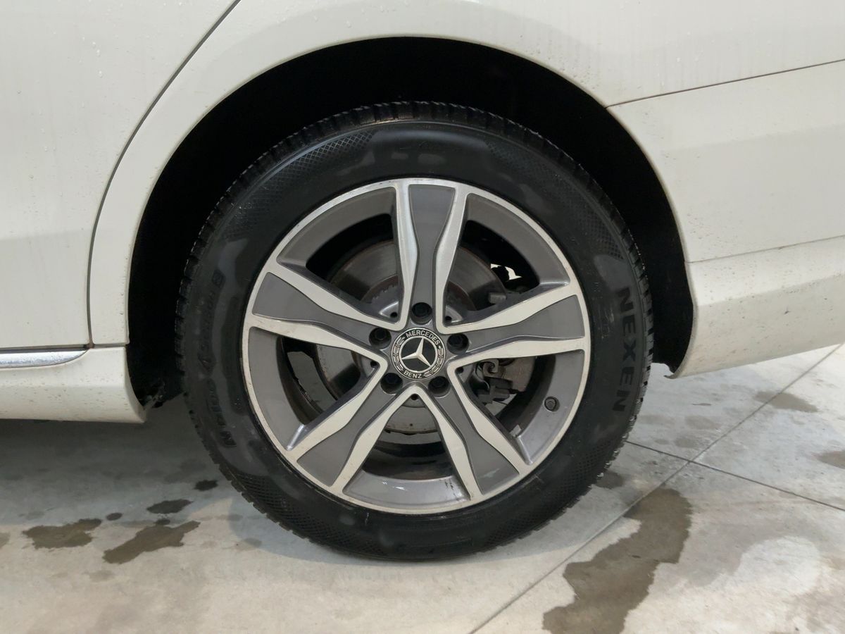 Mercedes-Benz C-Klasse 2019 — photo 6