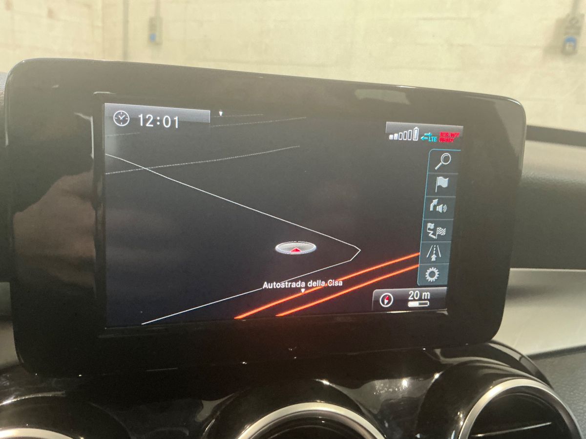 Mercedes-Benz C-Klasse 2019 — photo 45