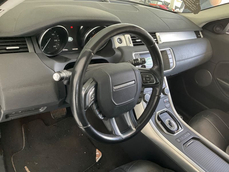 Land Rover Evoque 2.0 Td4 SE 2018 – снимка 24