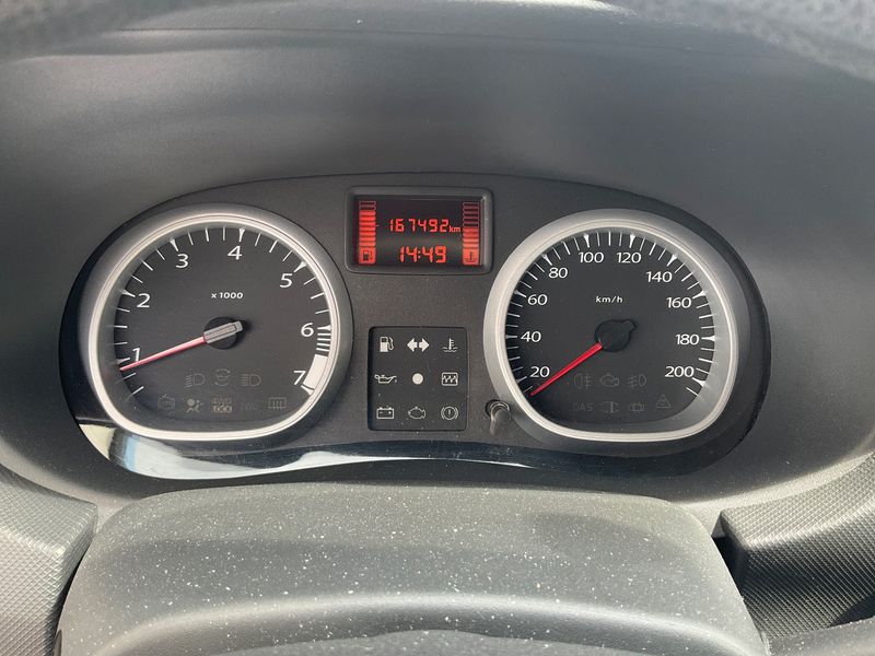 Dacia Duster 1.6 Ice 4x2 — zdjęcie 13