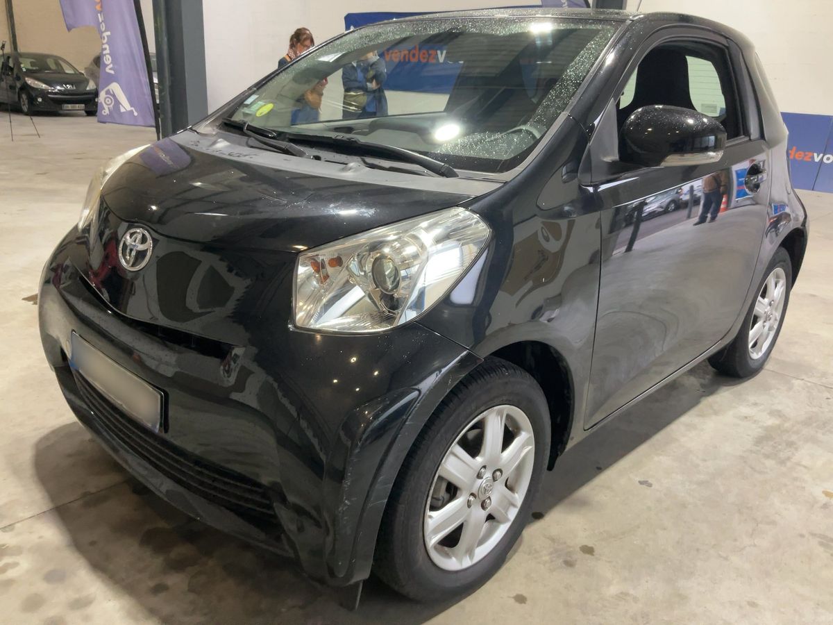 Toyota iQ 2010