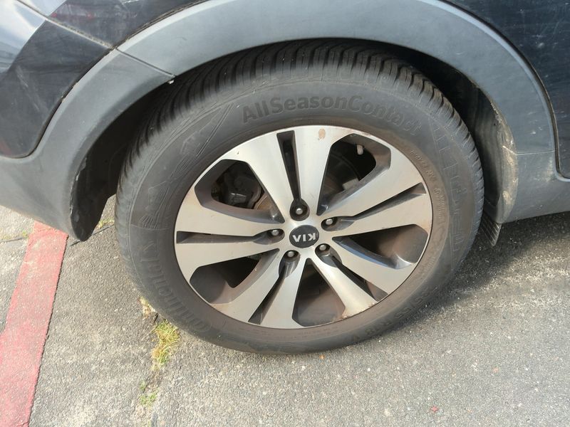 Kia Sportage 2.0 CRDi Spirit 4WD 2012 – снимка 9