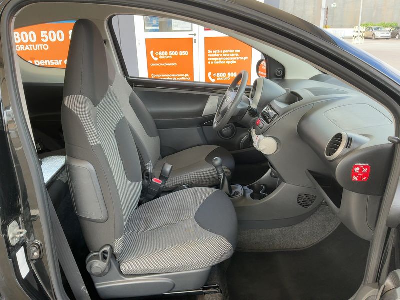 Toyota Aygo 1.0 Cool — zdjęcie 11