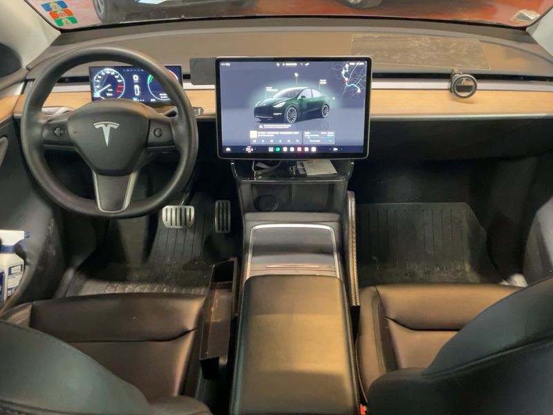 Tesla Model Y Performance Dual AWD AWD — zdjęcie 12
