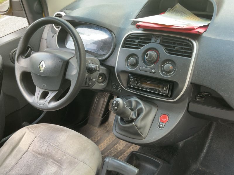 Renault Kangoo 1.5 dCi Express Compact — zdjęcie 12