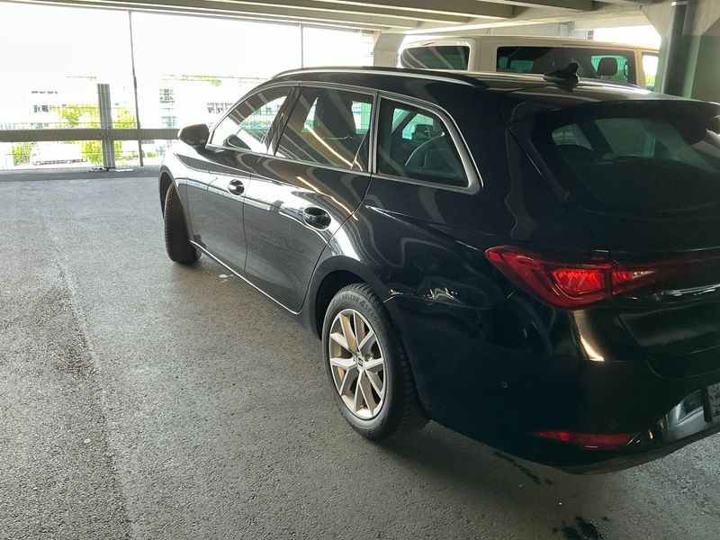 Seat Leon 1.5 eTSI ACT Style — zdjęcie 3