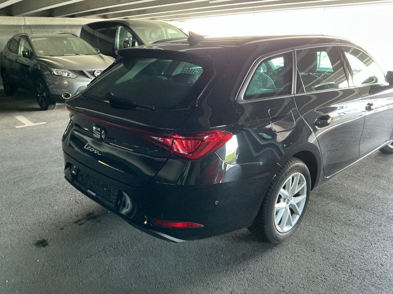 Seat Leon 1.5 eTSI ACT Style — zdjęcie 6
