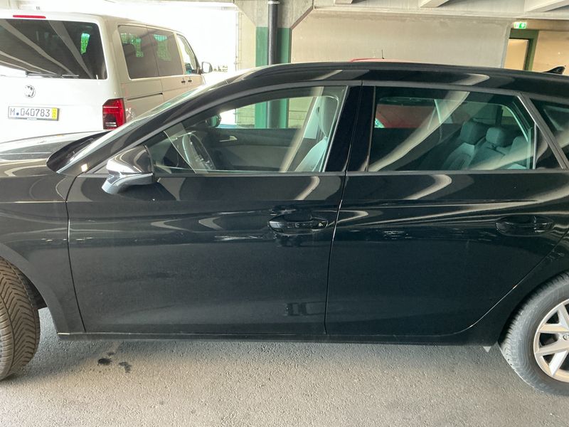 Seat Leon 1.5 eTSI ACT Style — zdjęcie 4