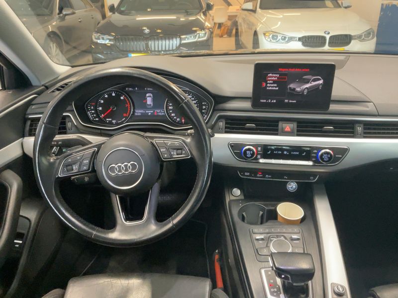 Audi A4 2.0 TFSI ultra Sport — zdjęcie 12