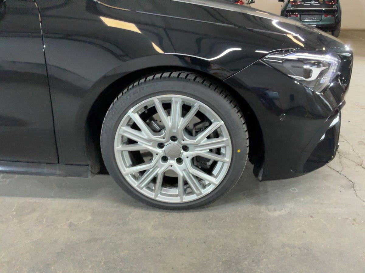 Mercedes-Benz CLA-Klasse 2023 — photo 12