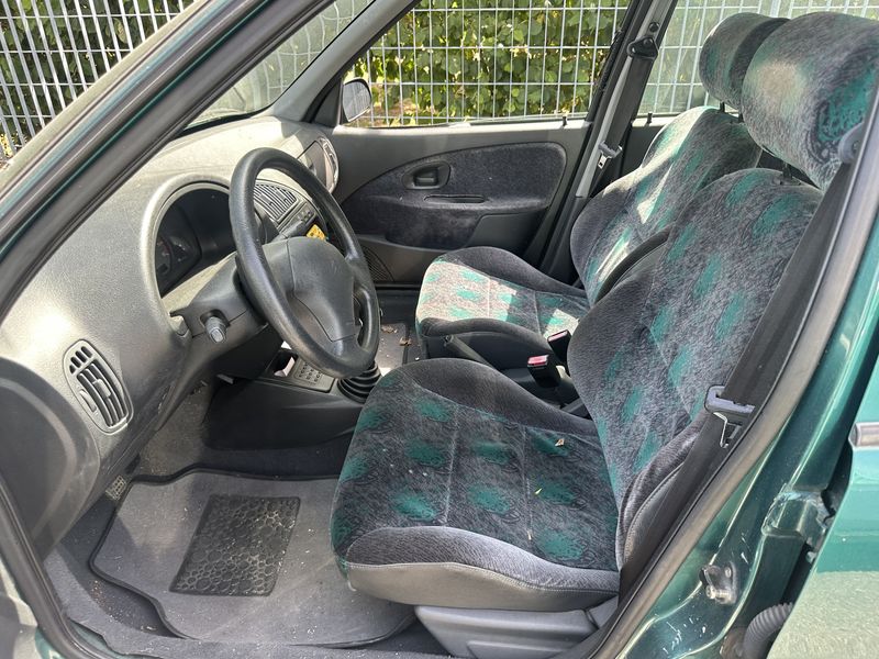 Citroen Saxo 1.4 — zdjęcie 9