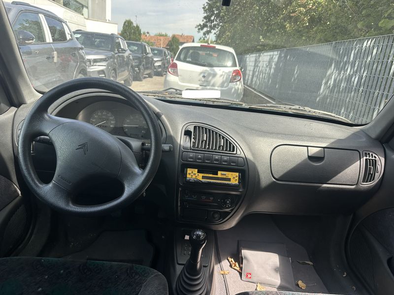 Citroen Saxo 1.4 — zdjęcie 10